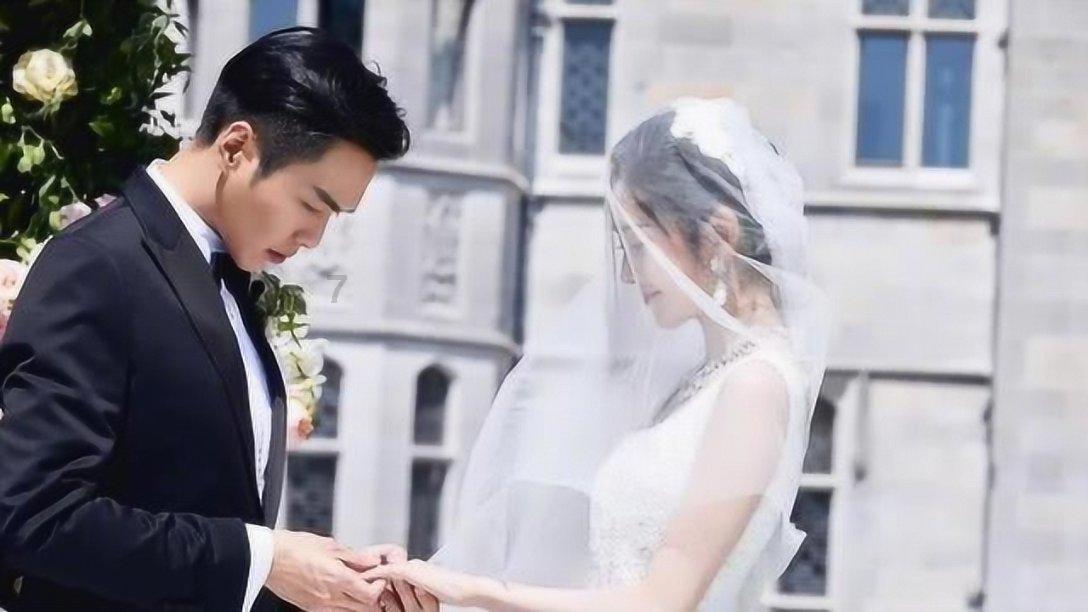 画线接蓝色球