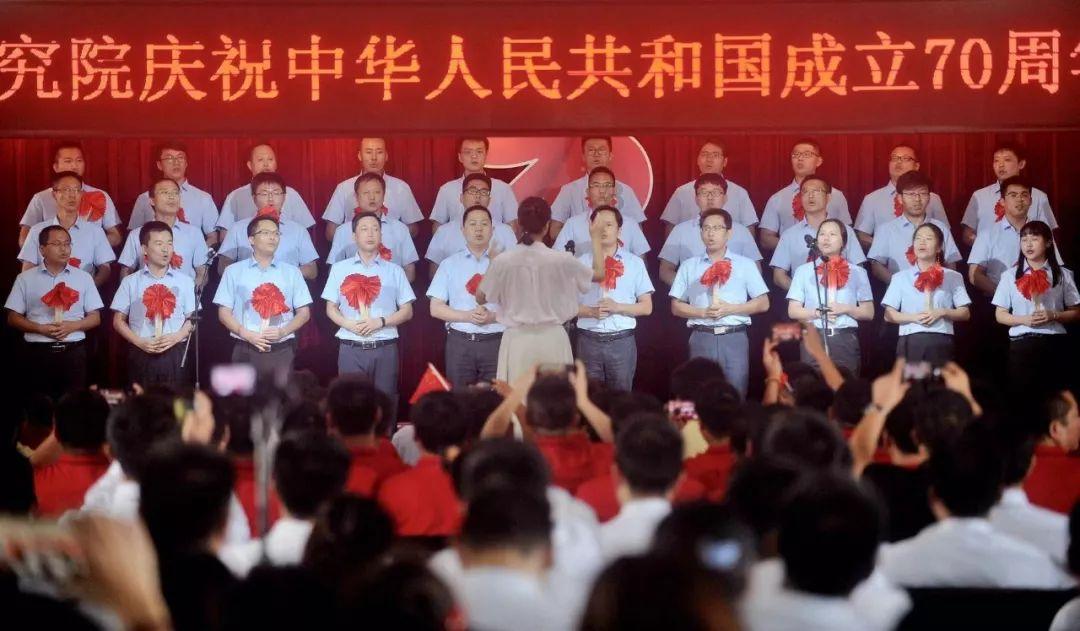 爱丽丝和闺蜜